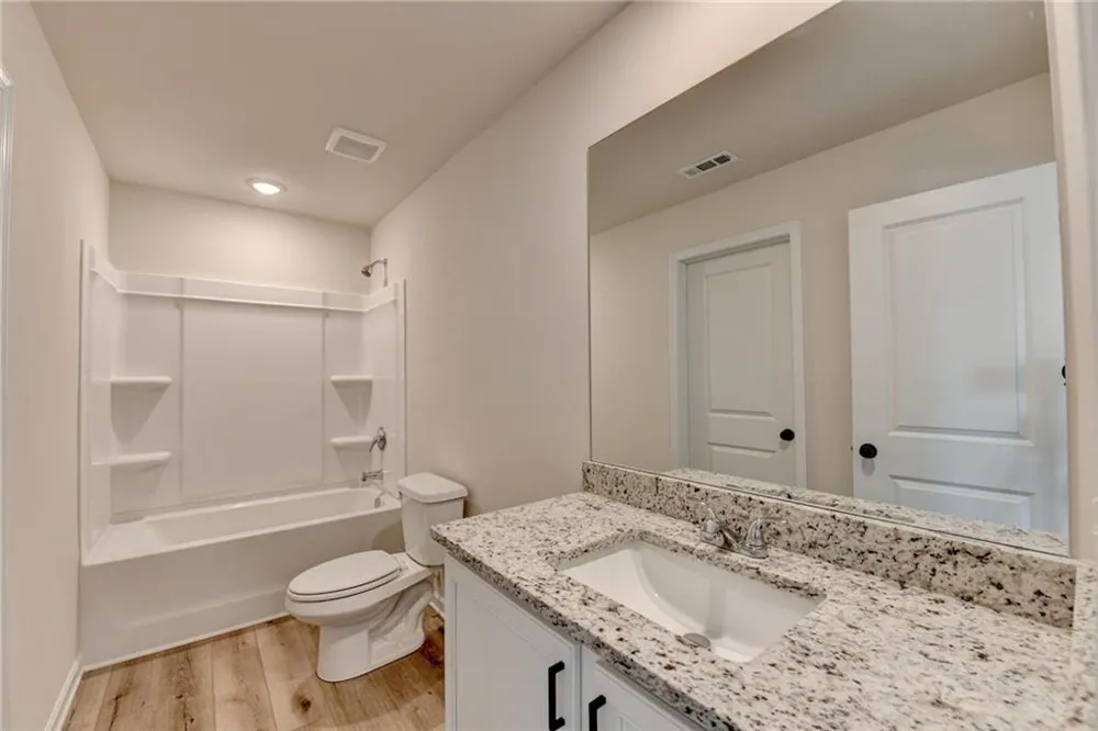 676 Rodeo Drive Auburn, GA 30011