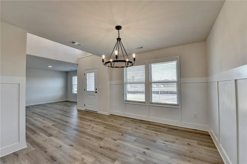 676 Rodeo Drive Auburn, GA 30011