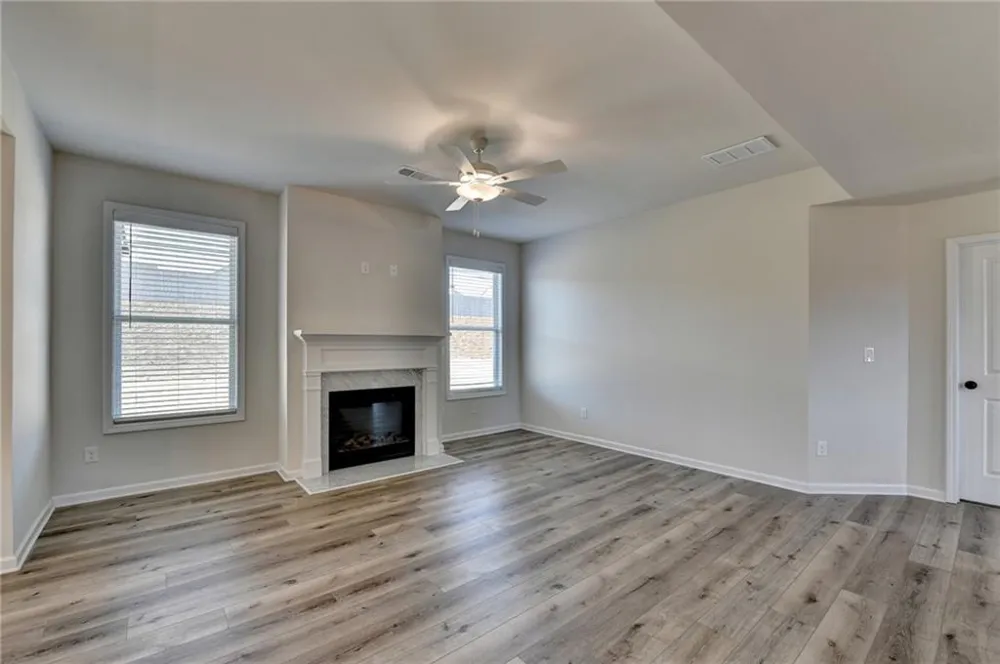 676 Rodeo Drive Auburn, GA 30011