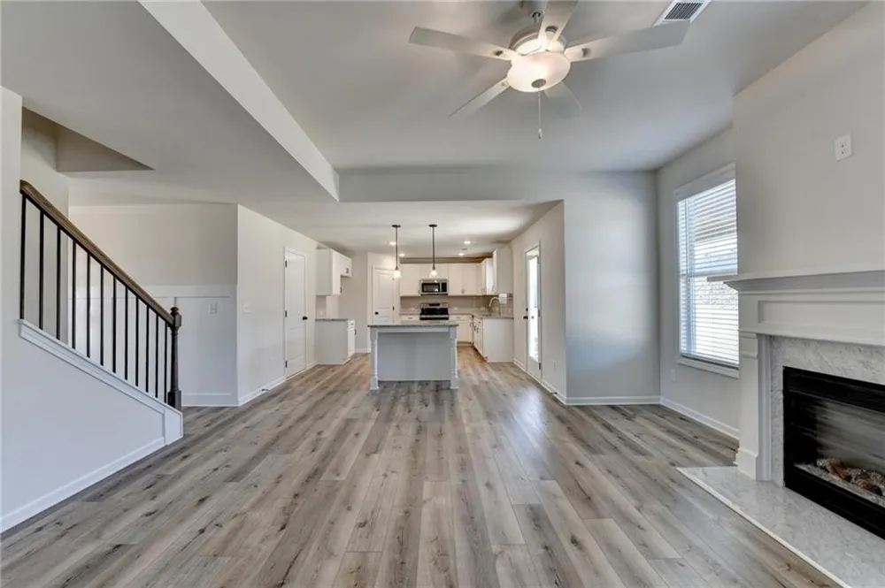 676 Rodeo Drive Auburn, GA 30011