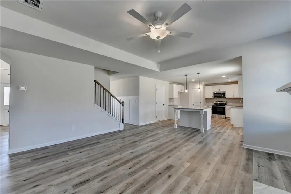 676 Rodeo Drive Auburn, GA 30011