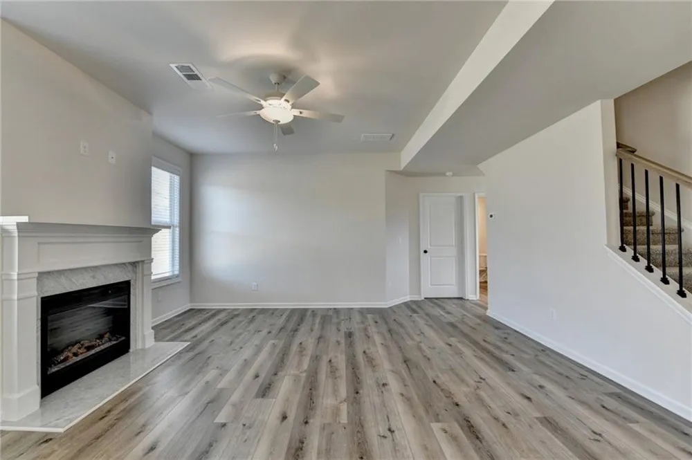676 Rodeo Drive Auburn, GA 30011