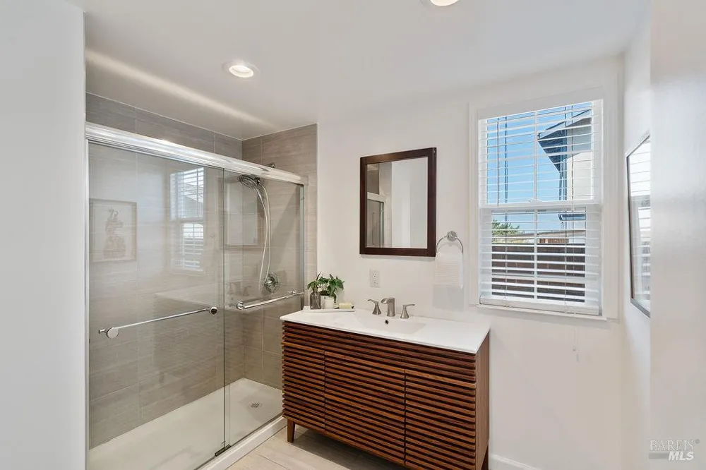 335 Skyline Drive Vallejo, CA 94591