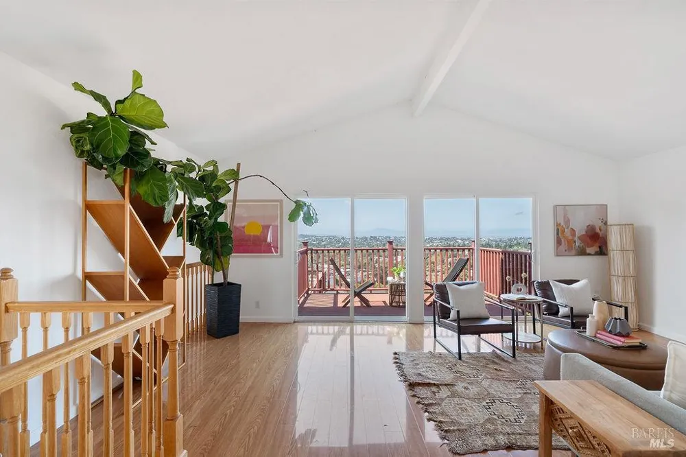 335 Skyline Drive Vallejo, CA 94591