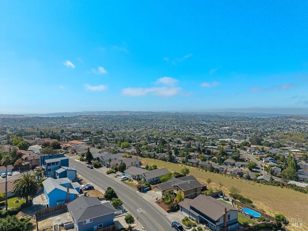 335 Skyline Drive Vallejo, CA 94591