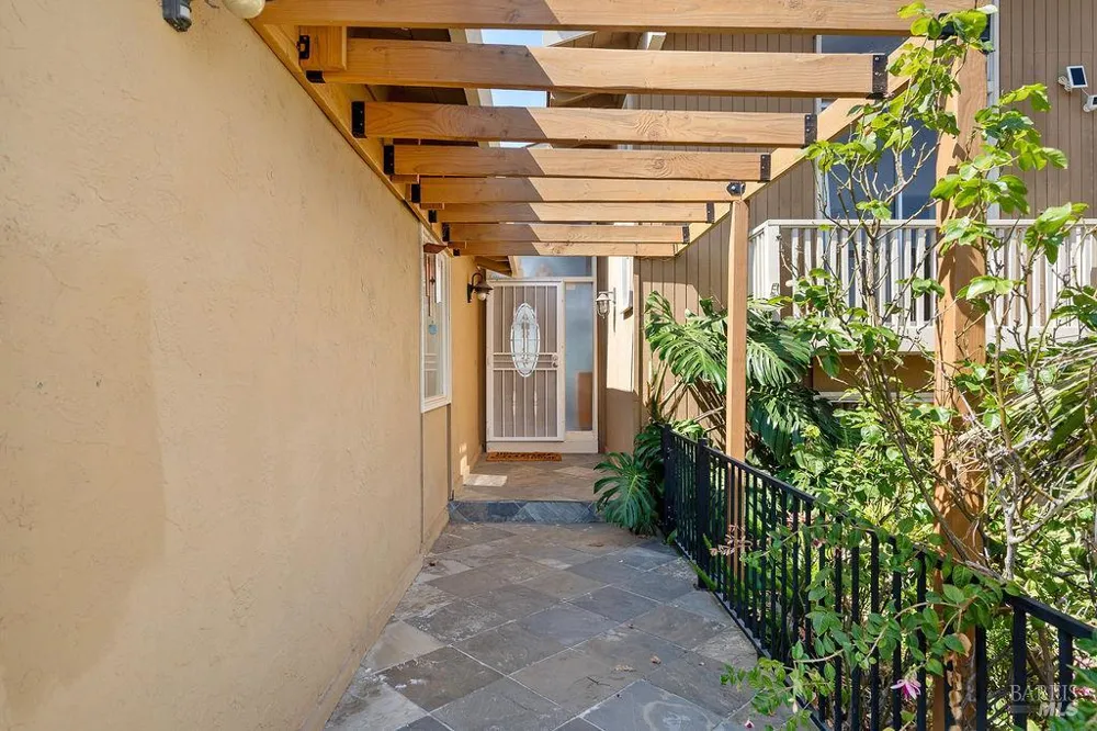 335 Skyline Drive Vallejo, CA 94591