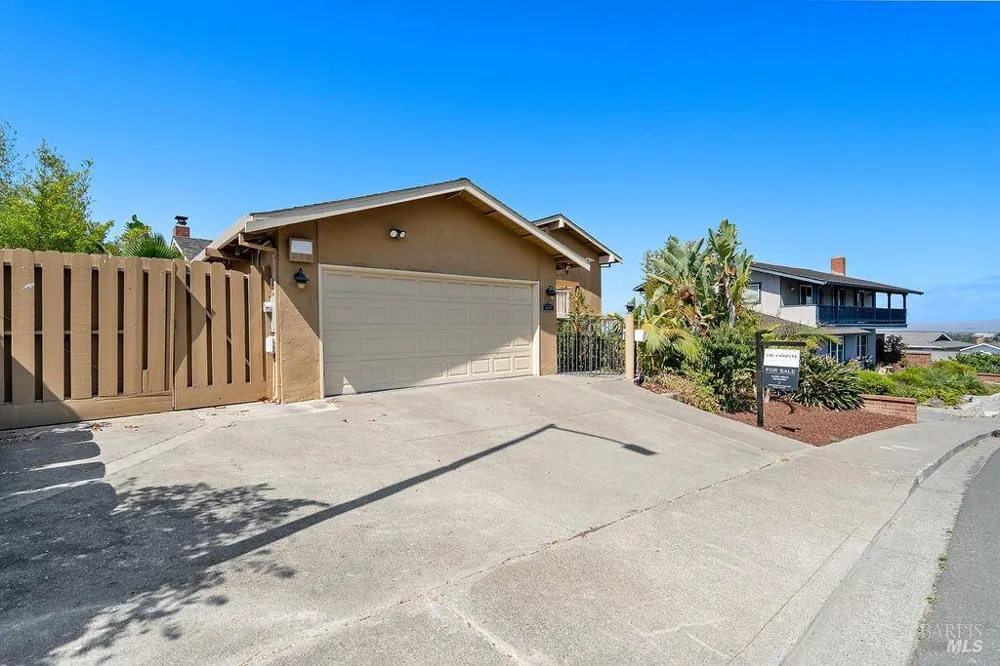 335 Skyline Drive Vallejo, CA 94591