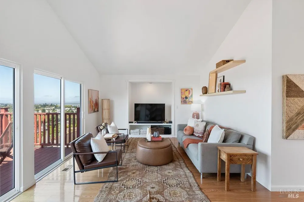335 Skyline Drive Vallejo, CA 94591