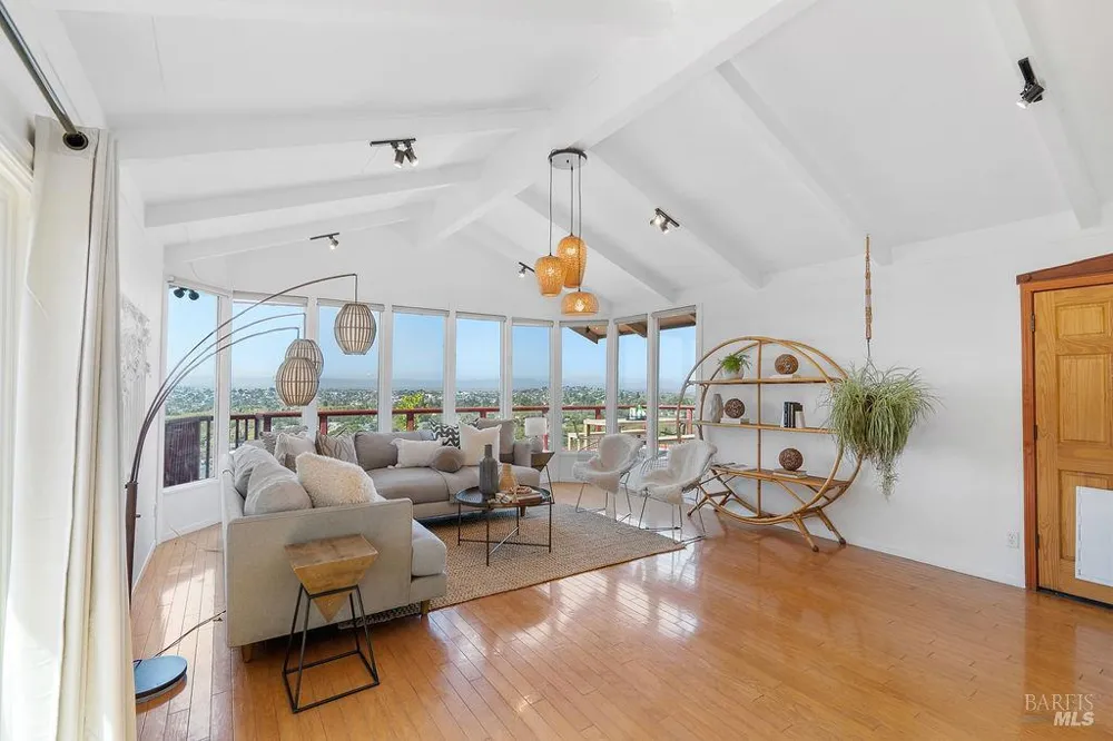 335 Skyline Drive Vallejo, CA 94591