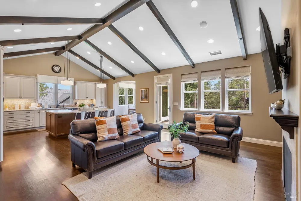 3519 Hanover Place Santa Rosa, CA 95404
