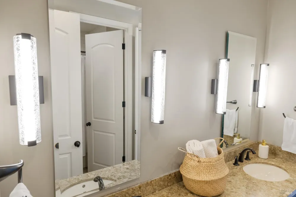 3519 Hanover Place Santa Rosa, CA 95404