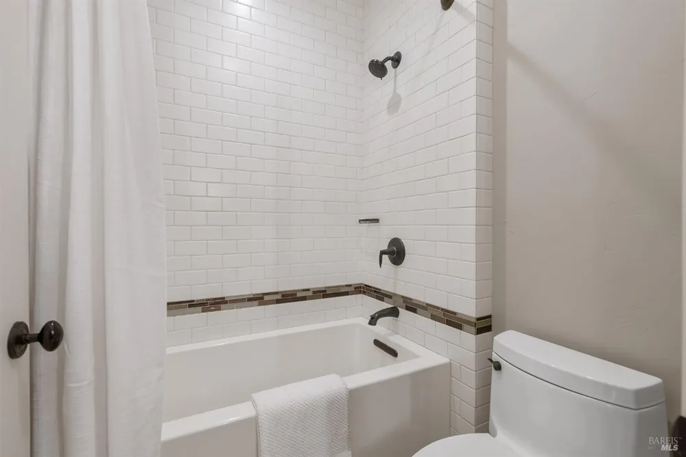 3519 Hanover Place Santa Rosa, CA 95404