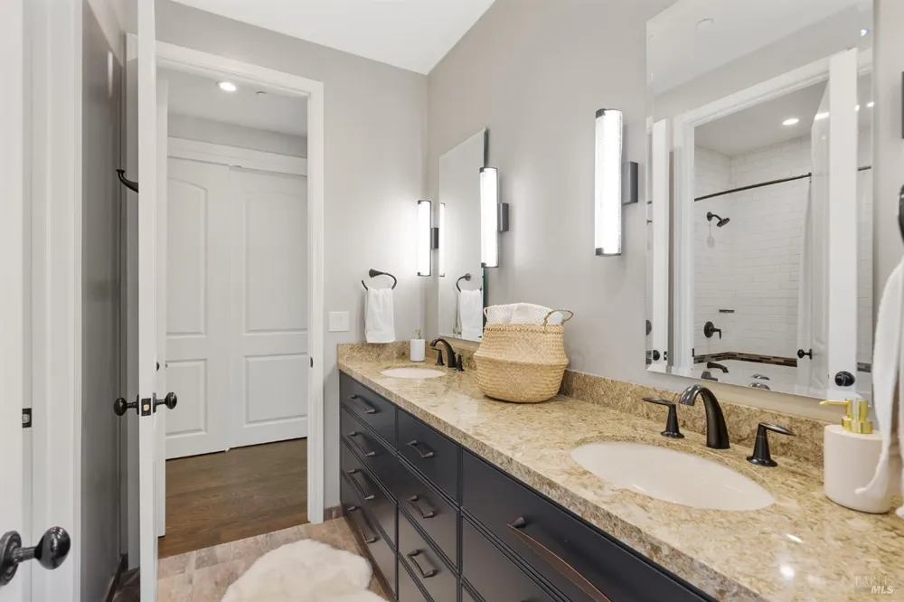 3519 Hanover Place Santa Rosa, CA 95404