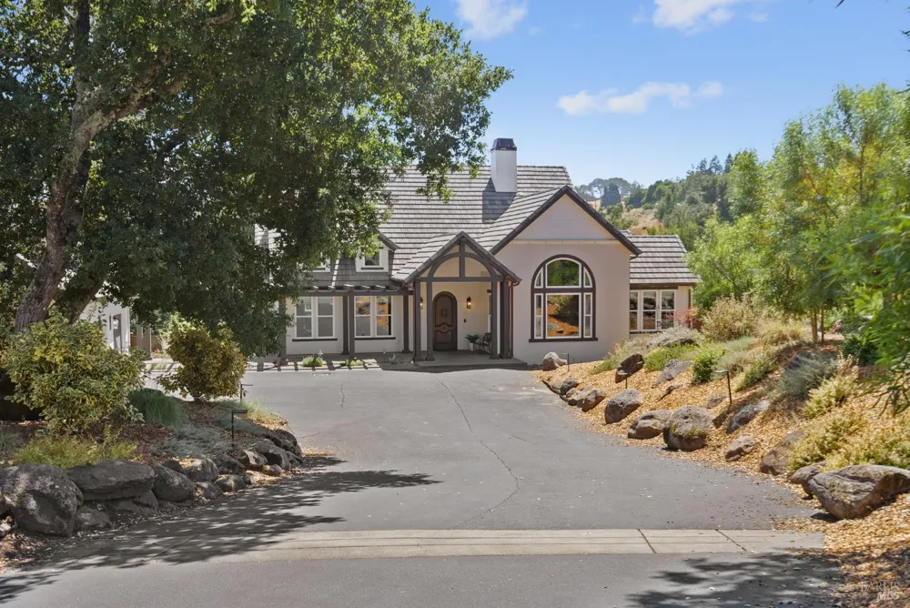 3519 Hanover Place Santa Rosa, CA 95404