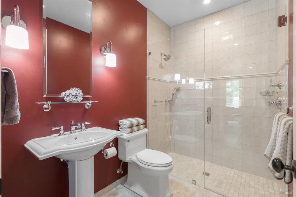 3519 Hanover Place Santa Rosa, CA 95404