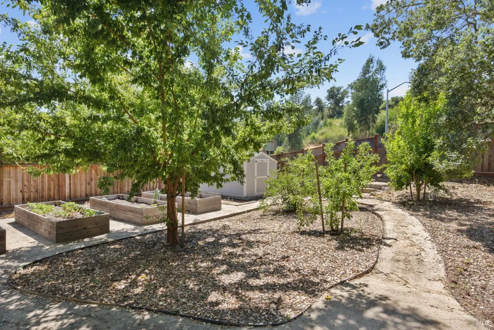 3519 Hanover Place Santa Rosa, CA 95404