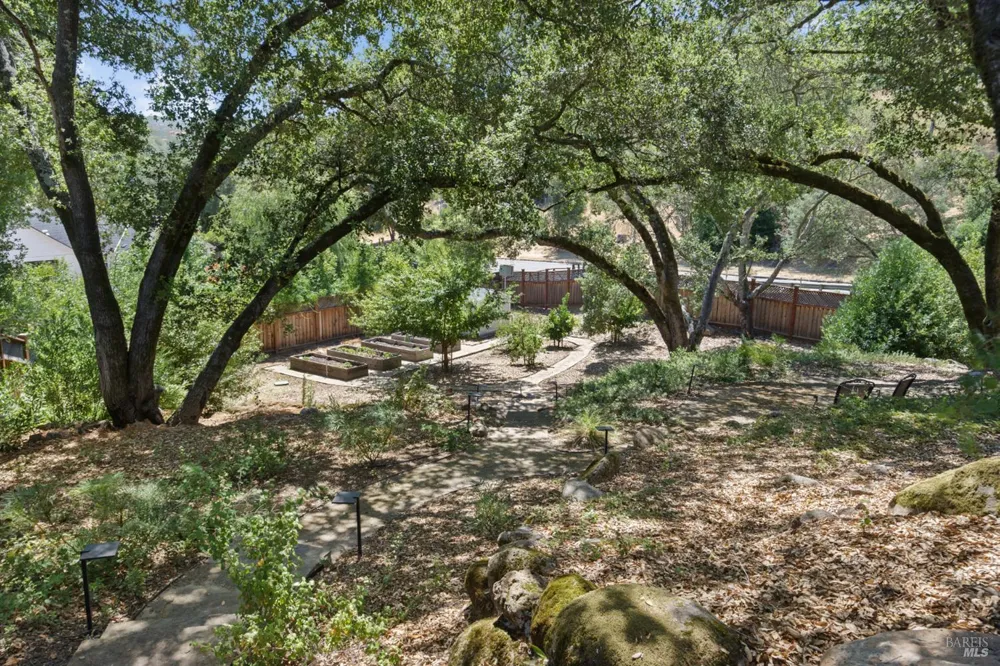 3519 Hanover Place Santa Rosa, CA 95404