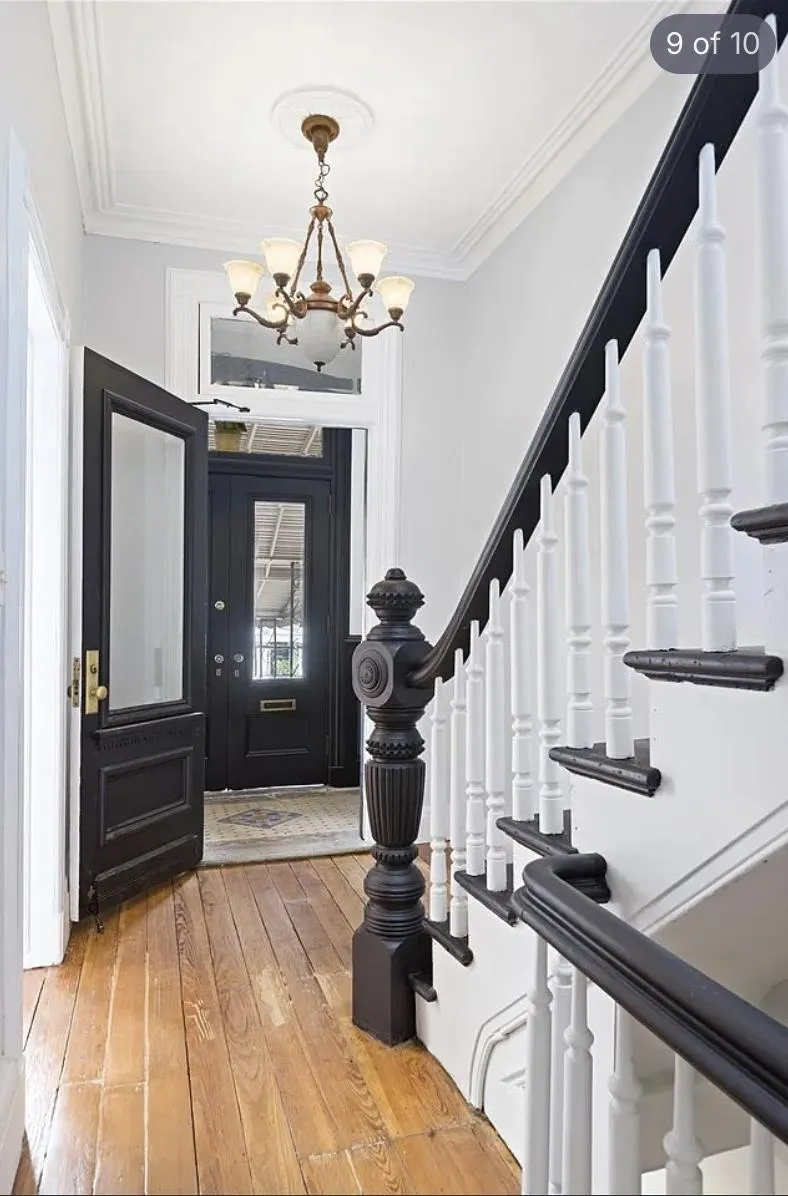 215 SHIPPEN ST Weehawken, NJ 07086