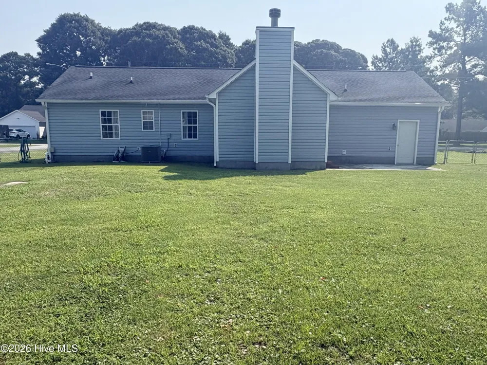 105 Fodder Drive Hubert, NC 28539