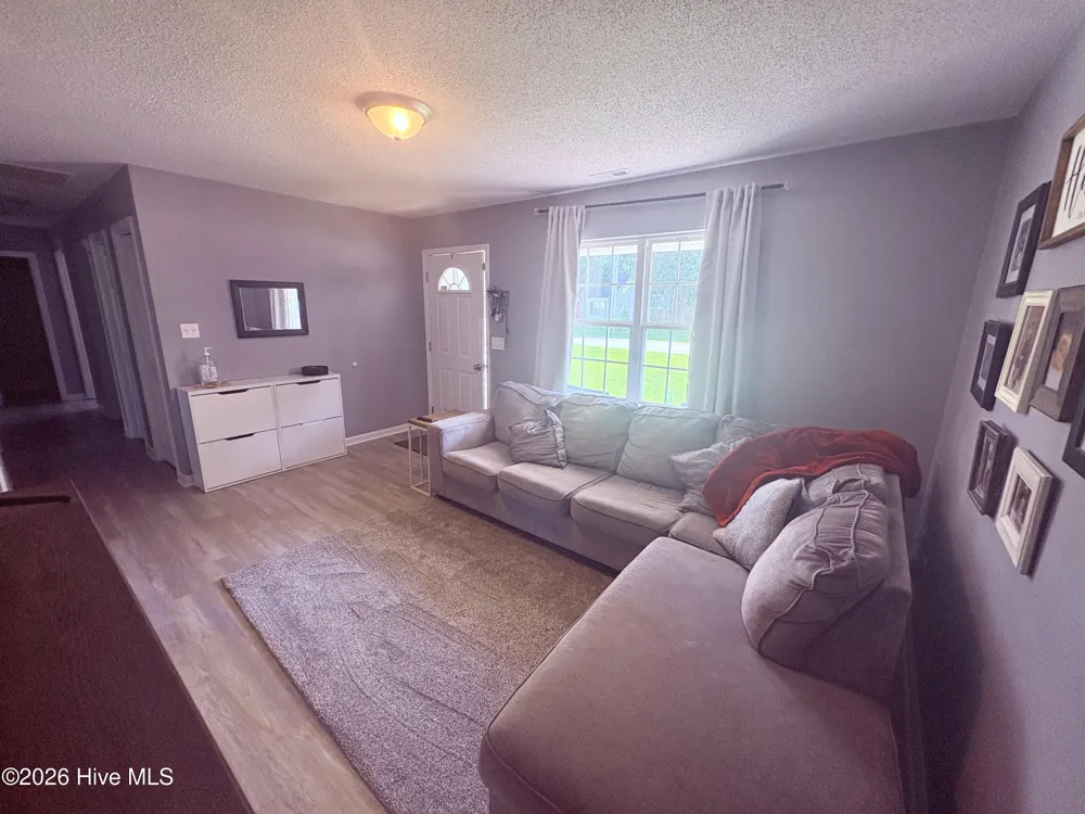 105 Fodder Drive Hubert, NC 28539