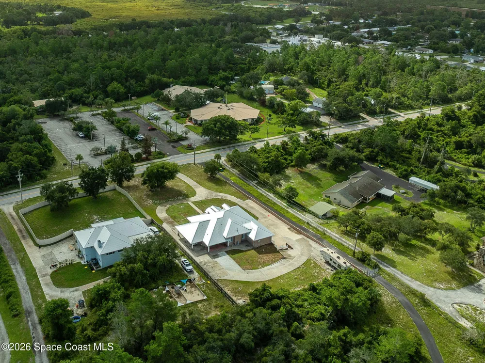 2326 Holder Road Mims, FL 32754