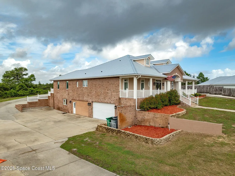 2326 Holder Road Mims, FL 32754