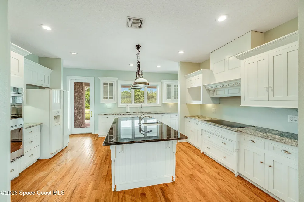2326 Holder Road Mims, FL 32754