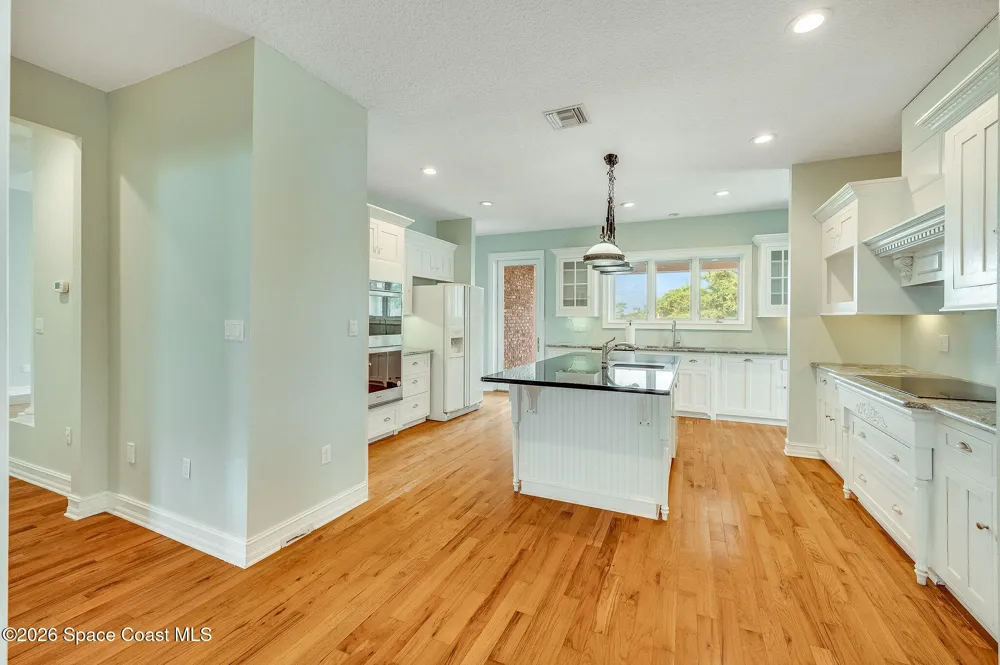 2326 Holder Road Mims, FL 32754