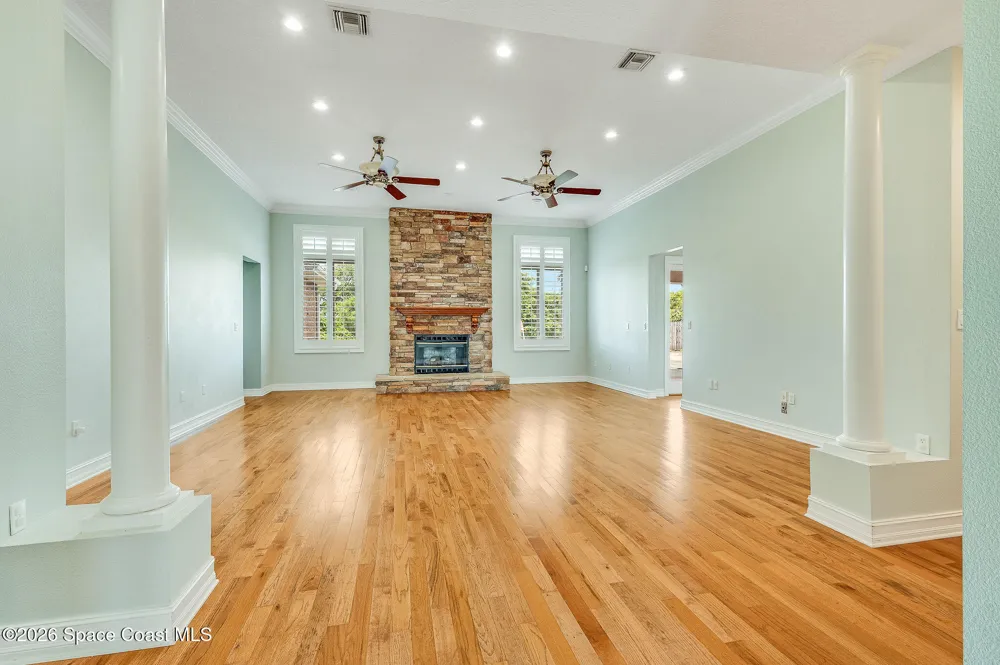 2326 Holder Road Mims, FL 32754
