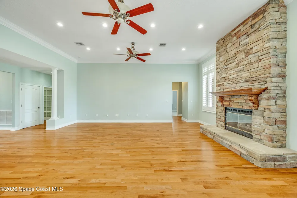 2326 Holder Road Mims, FL 32754