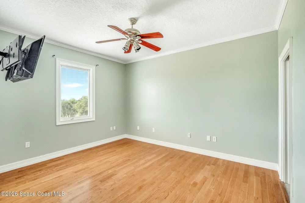 2326 Holder Road Mims, FL 32754