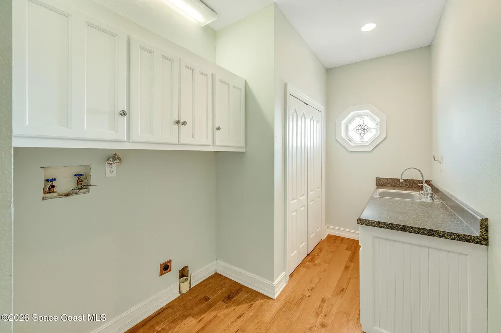 2326 Holder Road Mims, FL 32754