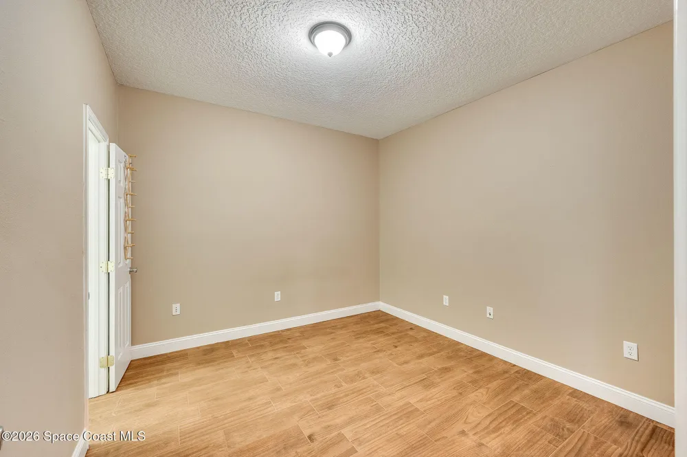 2326 Holder Road Mims, FL 32754