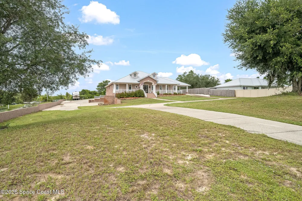 2326 Holder Road Mims, FL 32754