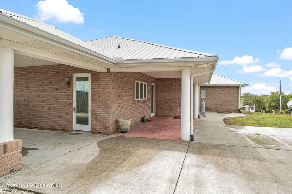 2326 Holder Road Mims, FL 32754