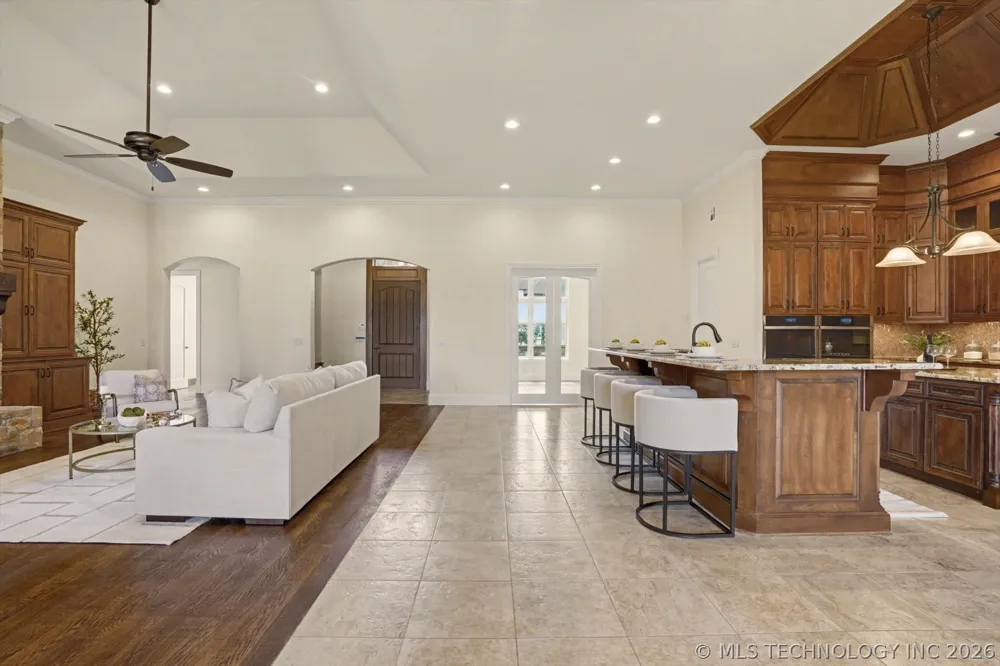 17743 E Red Hawk Road Owasso, OK 74055