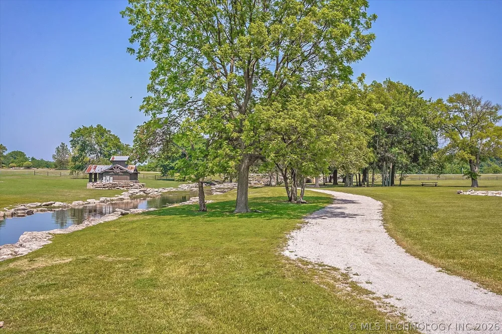 17743 E Red Hawk Road Owasso, OK 74055