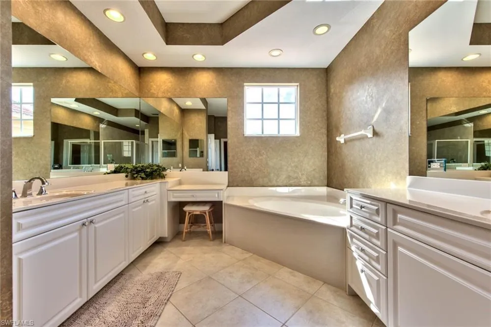 9657 Cypress Hammock Circle #202 Estero, FL 34135