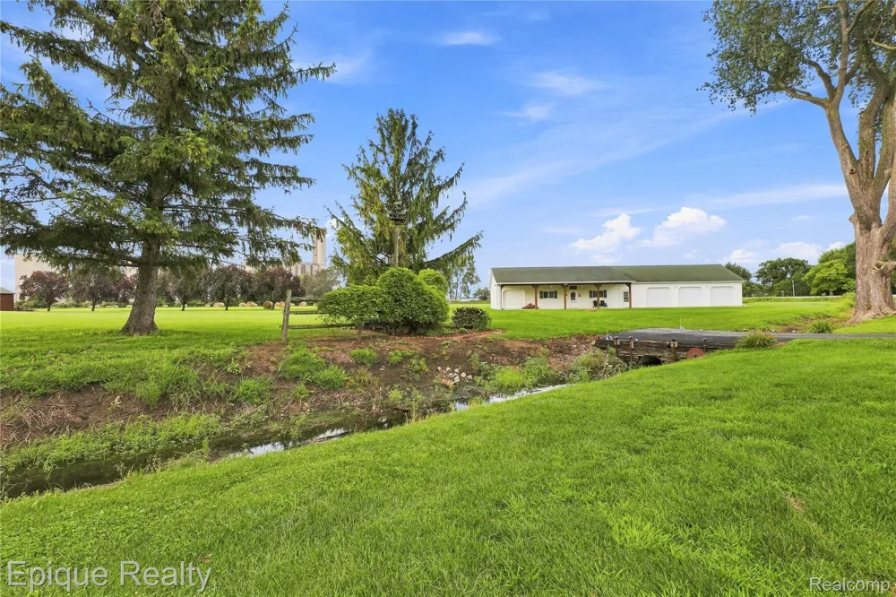 7228 Yankee Road Whiteford Township, MI 49267