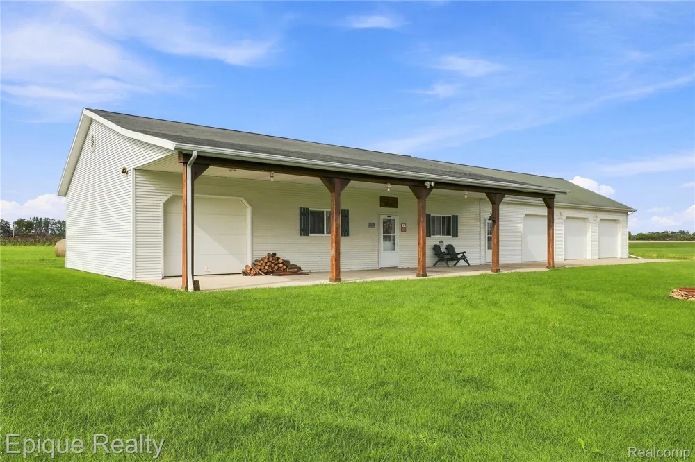 7228 Yankee Road Whiteford Township, MI 49267