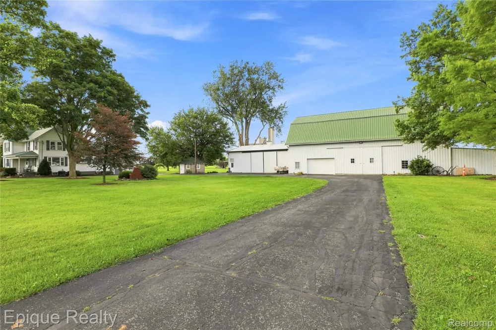 7228 Yankee Road Whiteford Township, MI 49267