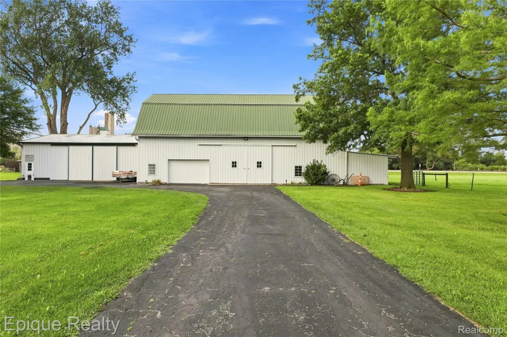 7228 Yankee Road Whiteford Township, MI 49267