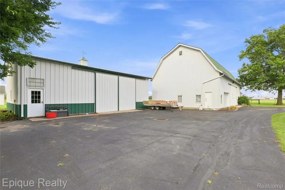 7228 Yankee Road Whiteford Township, MI 49267