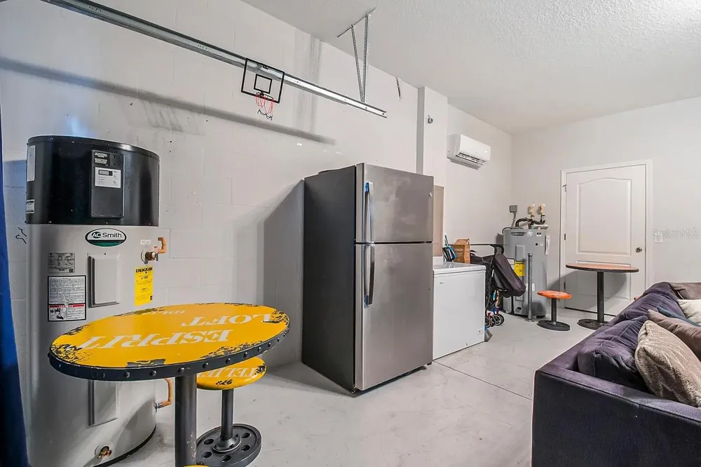 1433 THUNDERBIRD ROAD Davenport, FL 33896