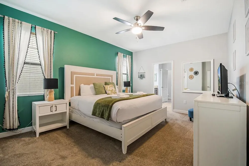 1433 THUNDERBIRD ROAD Davenport, FL 33896