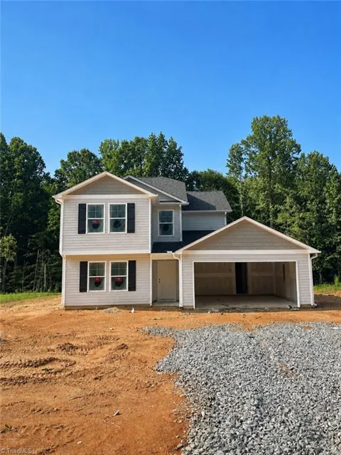 670 Oakwood Circle