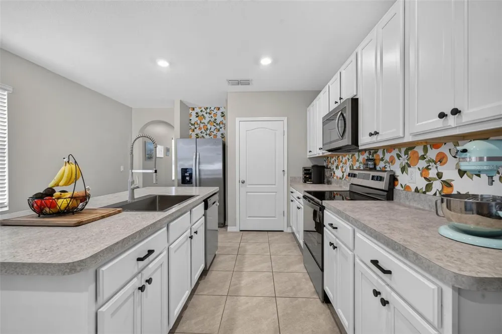 2291 DELHI PLACE Sanford, FL 32771