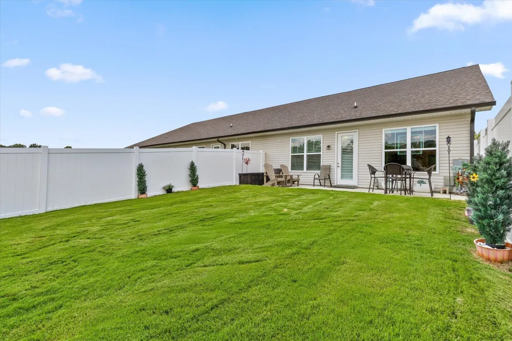 8876 James Creek Drive Ooltewah, TN 37363