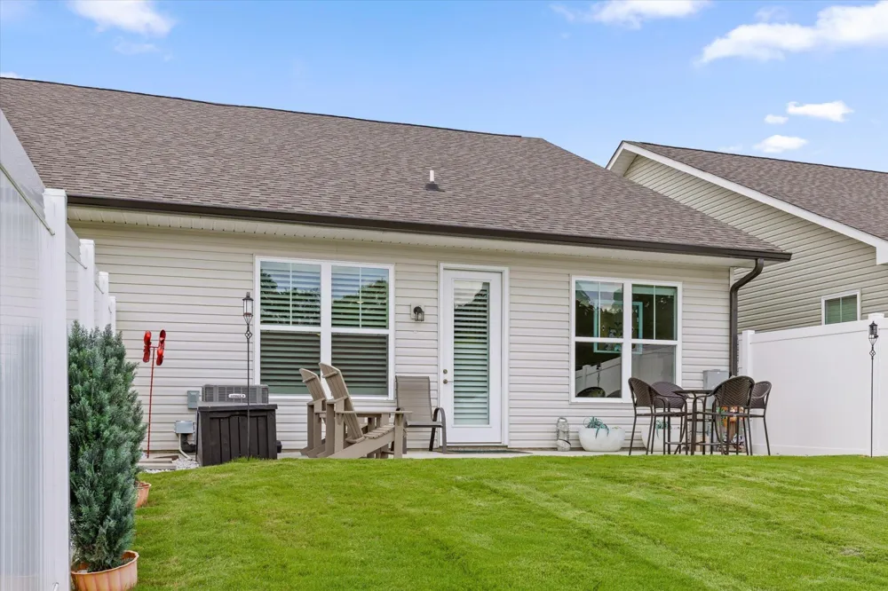 8876 James Creek Drive Ooltewah, TN 37363