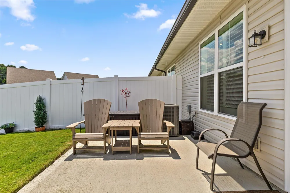 8876 James Creek Drive Ooltewah, TN 37363